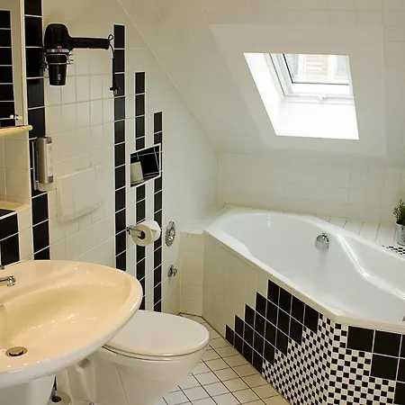 - Thomaskirche Apartment