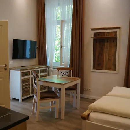 - Thomaskirche * Leipzig