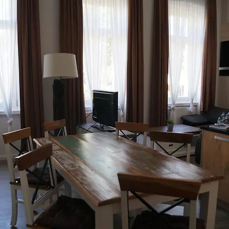 - Thomaskirche * Leipzig