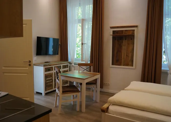 - Thomaskirche * Leipzig