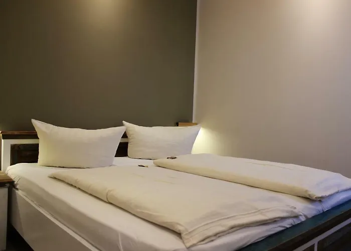 - Thomaskirche Apartment *